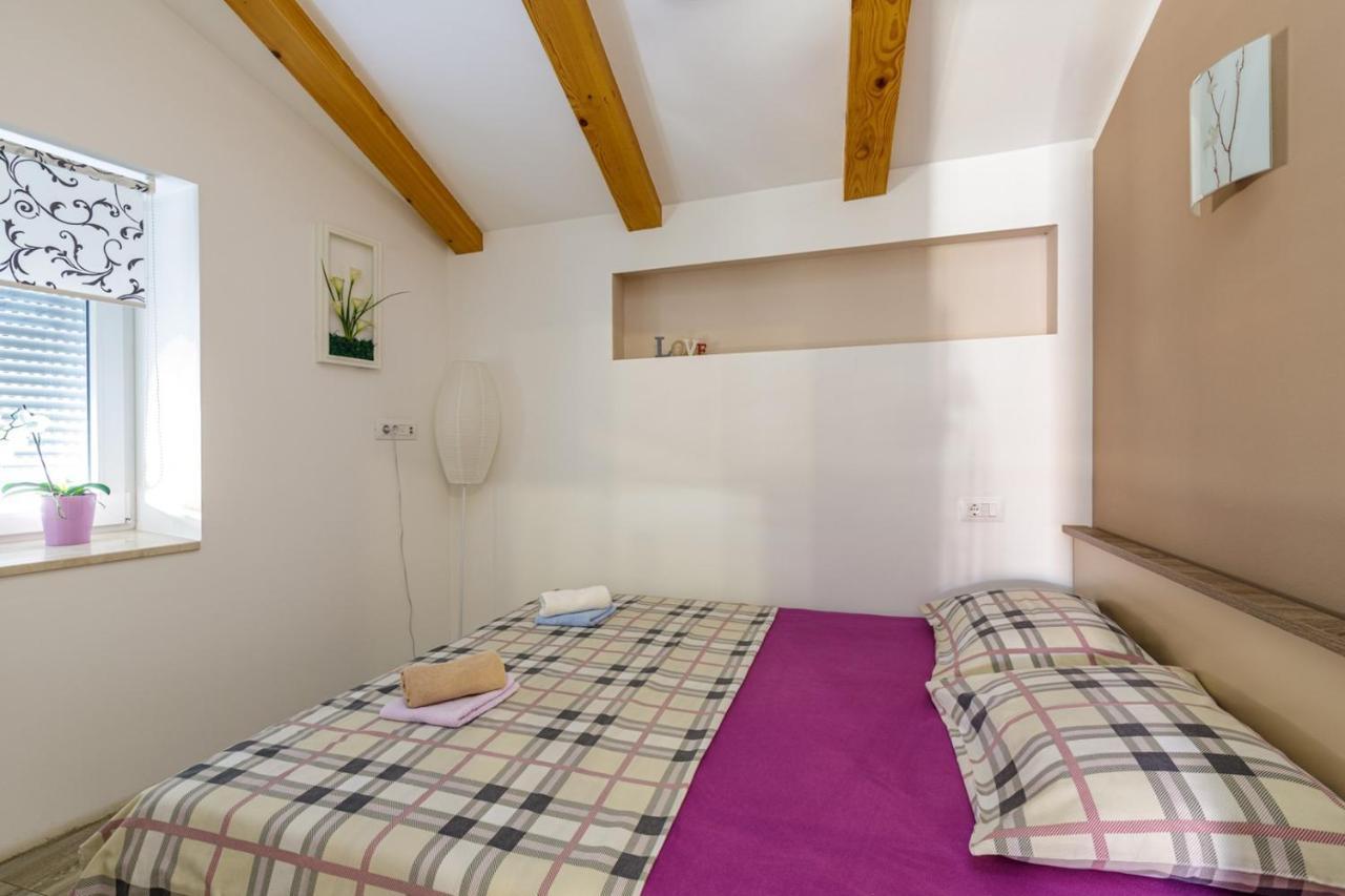 Apartments Mirjana Medulin Zewnętrze zdjęcie