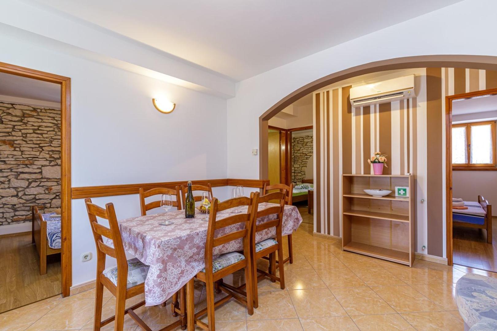 Apartments Mirjana Medulin Zewnętrze zdjęcie